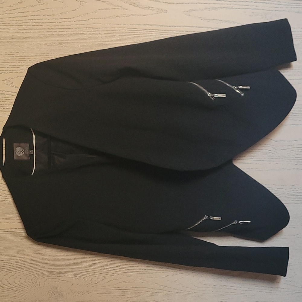 Elegant Vince Camuto Black Blazer with zipper details- 4 black color
